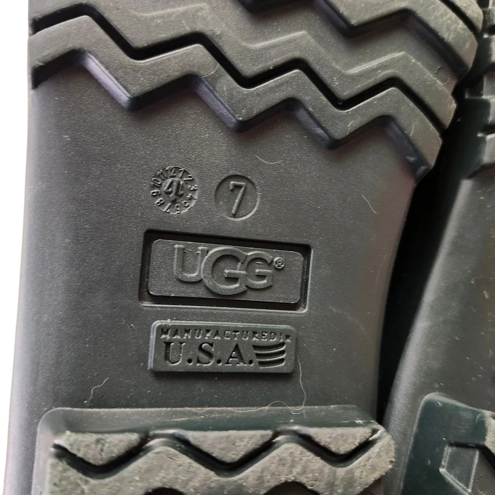 UGG Shelby Matte Tall Hunter‎ Green Rain Boots Women's Sz 7 shearling insoles